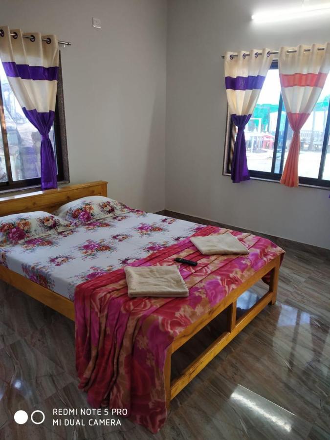 Sam & San Beach Resort Vengurla Zewnętrze zdjęcie